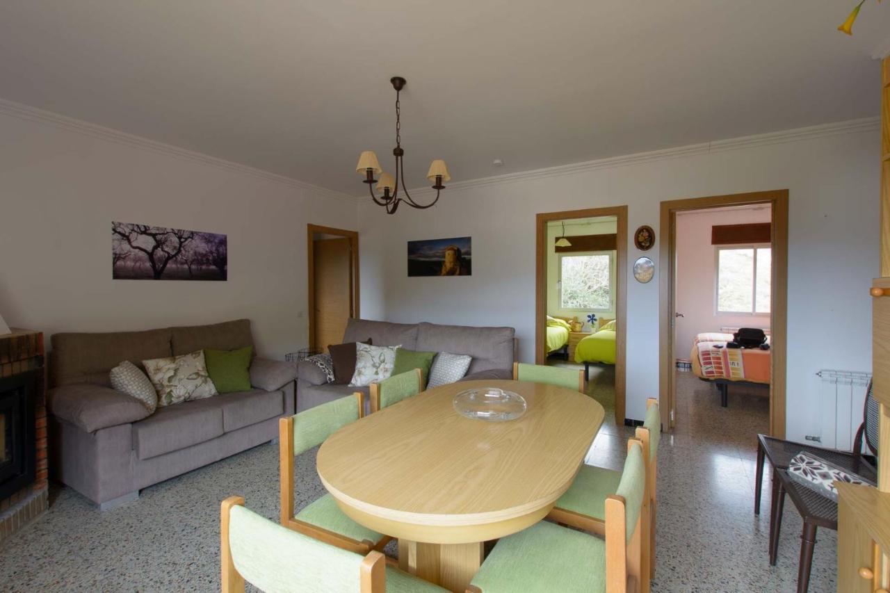 Apartaments La Pertusa 2O Corca  外观 照片