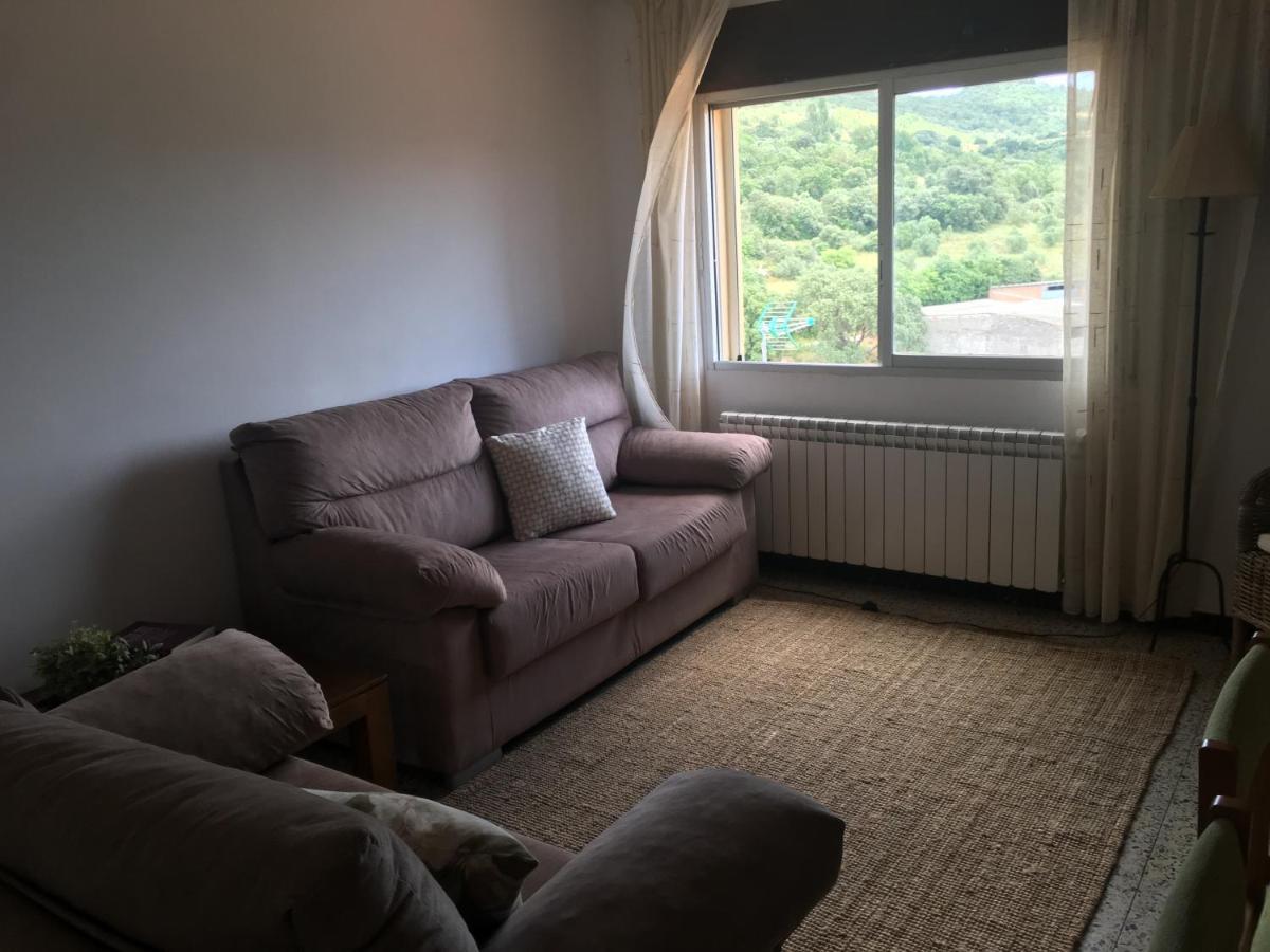 Apartaments La Pertusa 2O Corca  外观 照片