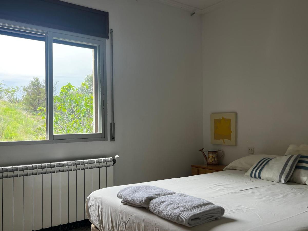 Apartaments La Pertusa 2O Corca  外观 照片